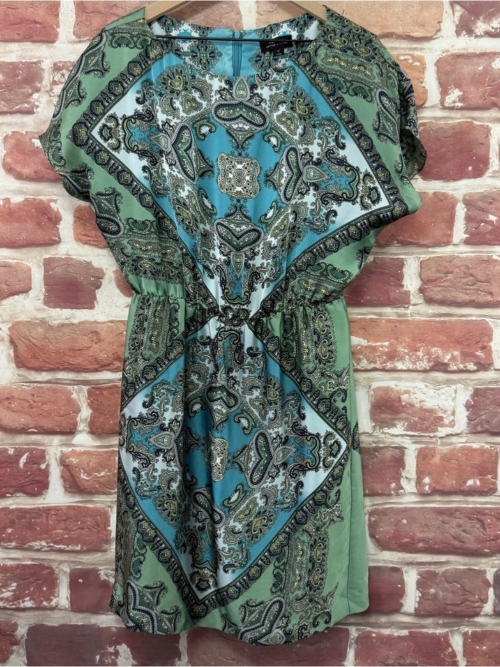 TAHARI Paisley Print Green & Teal Short Dress